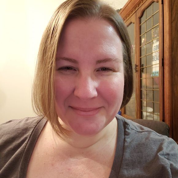 Meet your Posher, Meghan - Picture 1 of 1